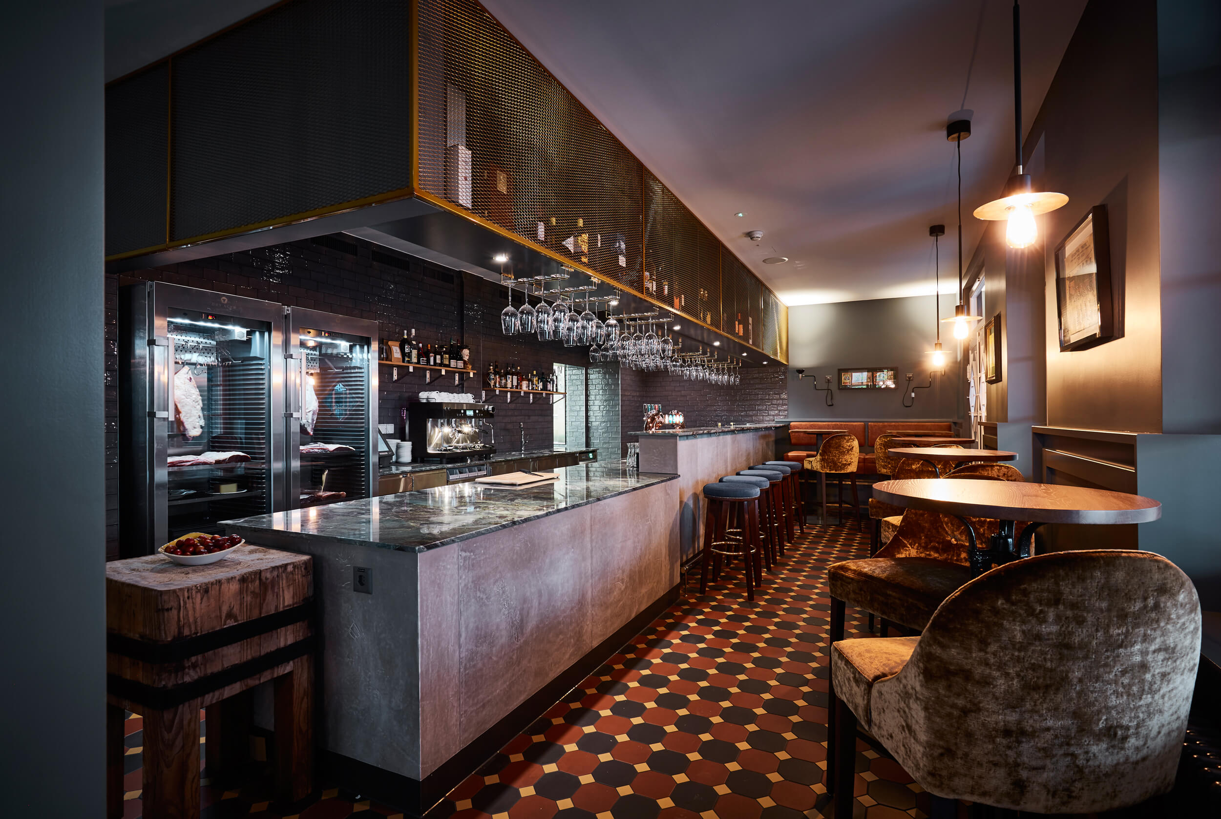 Spedition Hotel / Restaurant