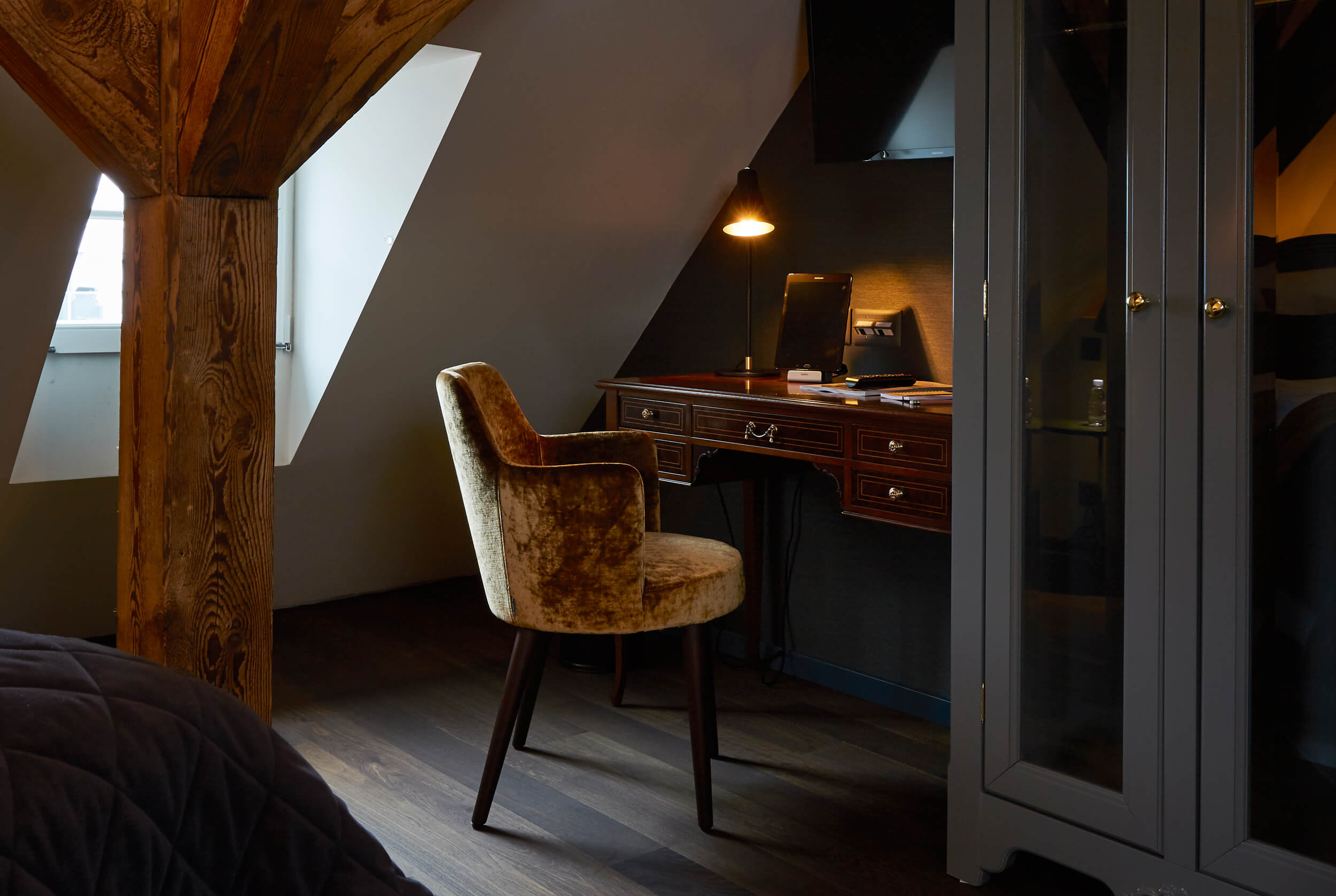 Spedition Hotel / Restaurant